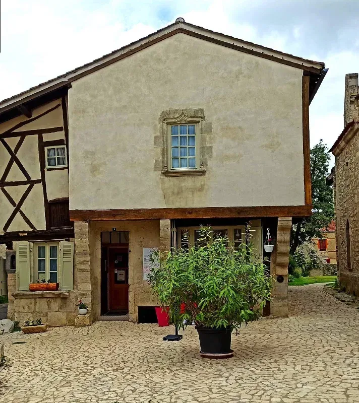 Charroux